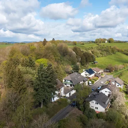 Appartamento Eifelnatur - Haus 2-2 By Interhome Immerath